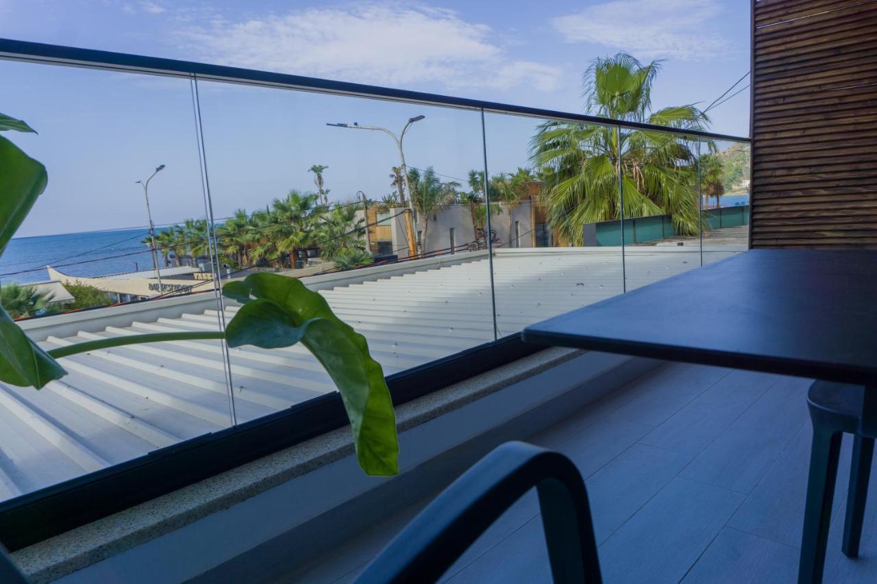 Hotel Morfeus Durres Exterior photo